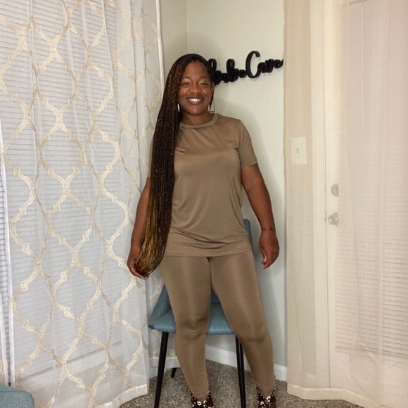 Chocolate Pomegranate Legging Set - Picture 1 of 2